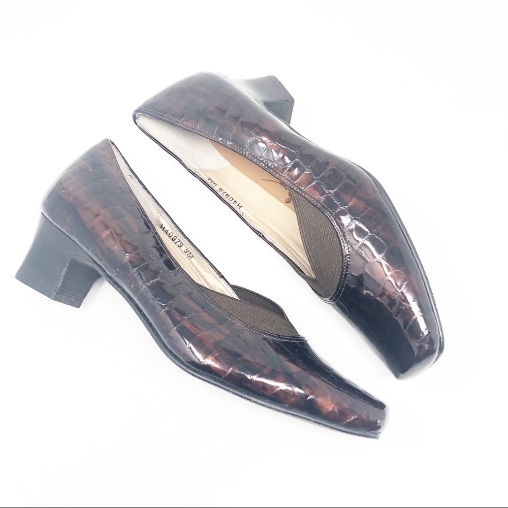 Ros Hommerson | Women’s Block Heel Pumps - Picture 4 of 8